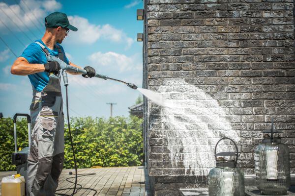 Brick Cleaning in Saint Petersburg