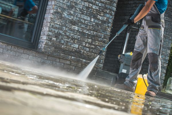 Power Cleaning in Saint Petersburg