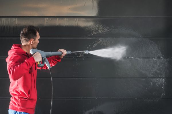 Exterior Washing in Saint Petersburg