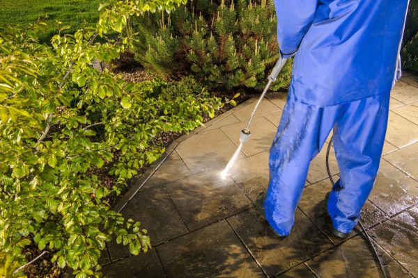 Hardscape Cleaning in Saint Petersburg