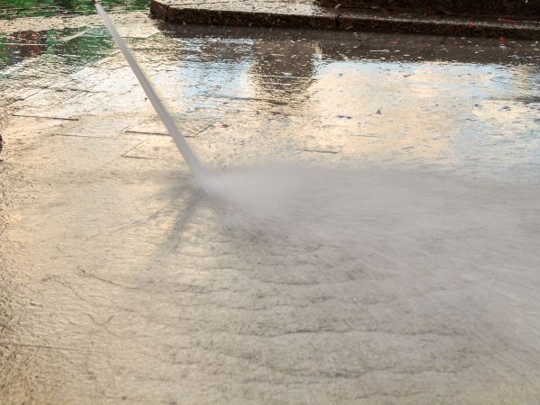 Pavement Cleaning Service in Saint Petersburg