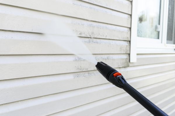 Vinyl Siding Washing in Saint Petersburg