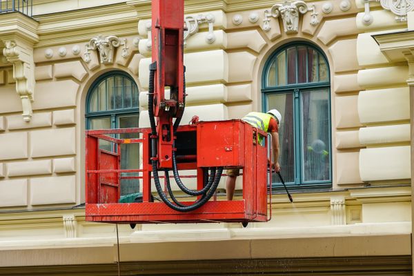 Building Power Washing in Saint Petersburg