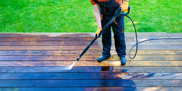 Terrace Pressure Washing in Saint Petersburg