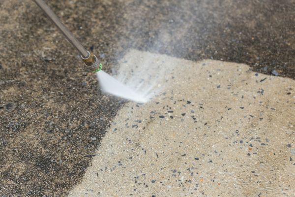 Deck Concrete Cleaning in Saint Petersburg