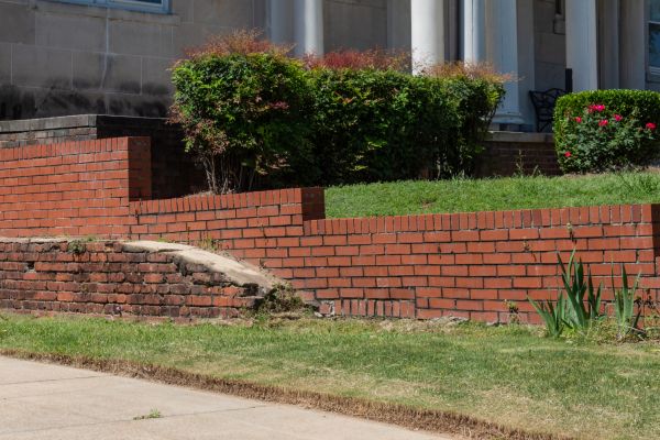 Retaining Wall Cleaning in Saint Petersburg