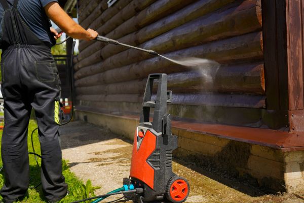 Cabin Pressure Washing in Saint Petersburg